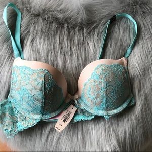 🆕 Victoria’s Secret Dream Angels Push Up Bra 32B